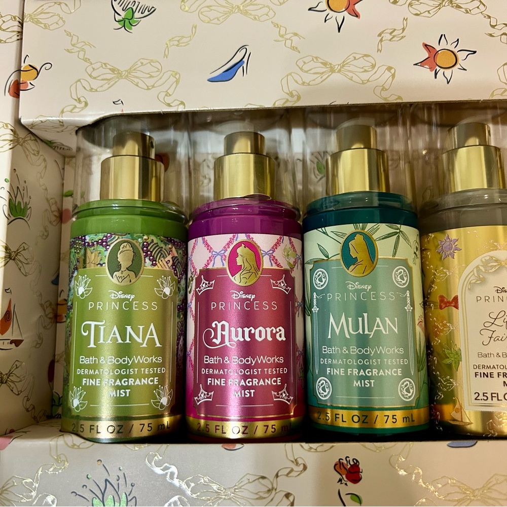Bath and Body Works Disney Princess 7-piece Mini Fine Fragrance Mist Sampler - Picture 3 of 17